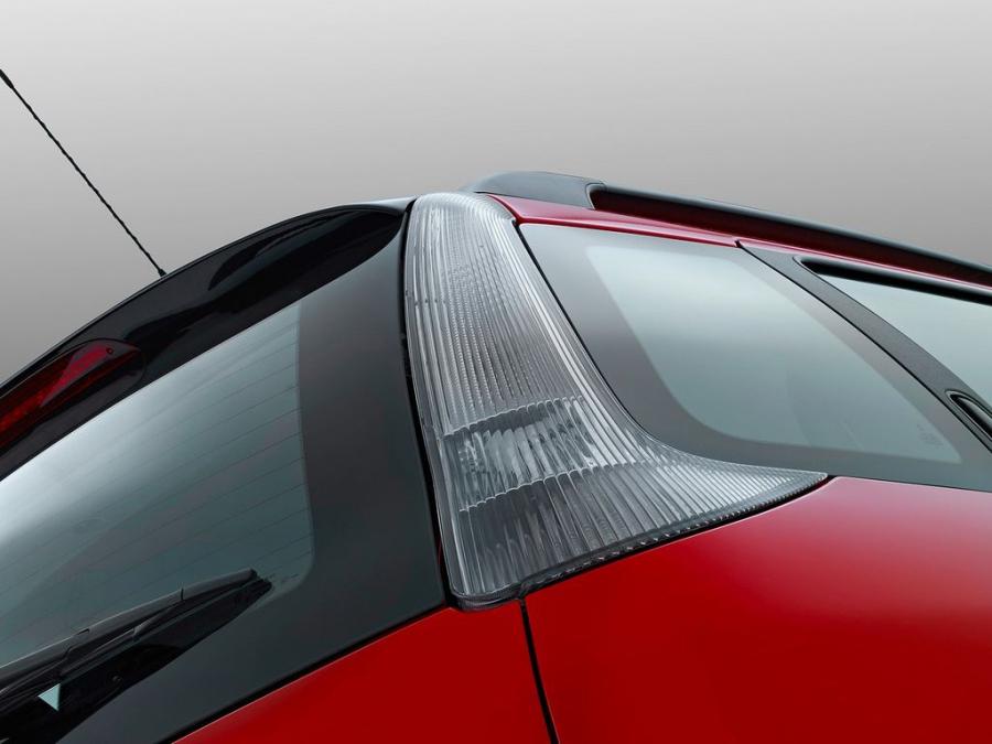  Peugeot 207 Escapade 2009 года  (фото 34 из 47)